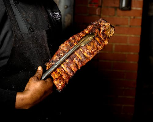 Charlie Vergos Rendezvous ribs Memphis Tennessee